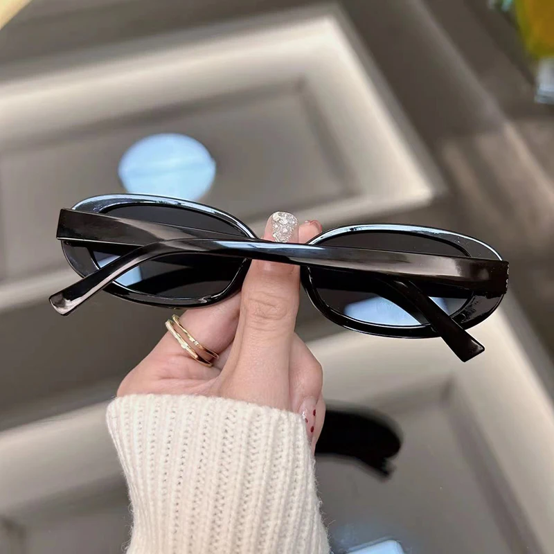 Nuovi Occhiali da Sole Ovali V - Women'S Fashion Eyeglass Frames recensione e prezzo